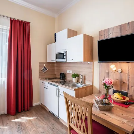 Komfort Roemersberger - 4 Apartman *
